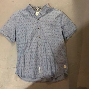 Roark size XL. Worn once !